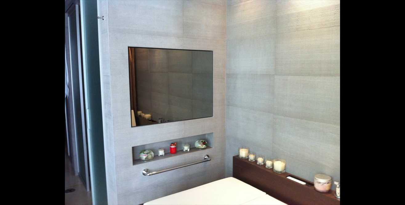 Miroir télé résidentiel