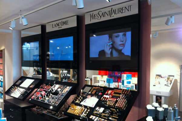 miroir tele parfumerie