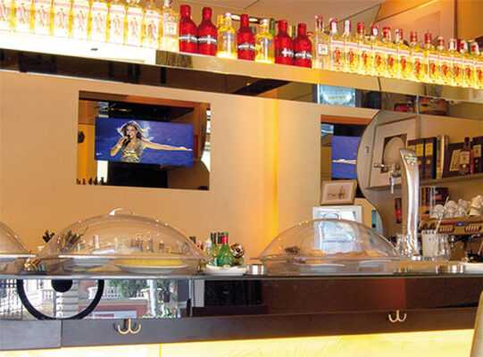 miroir tele restaurant
